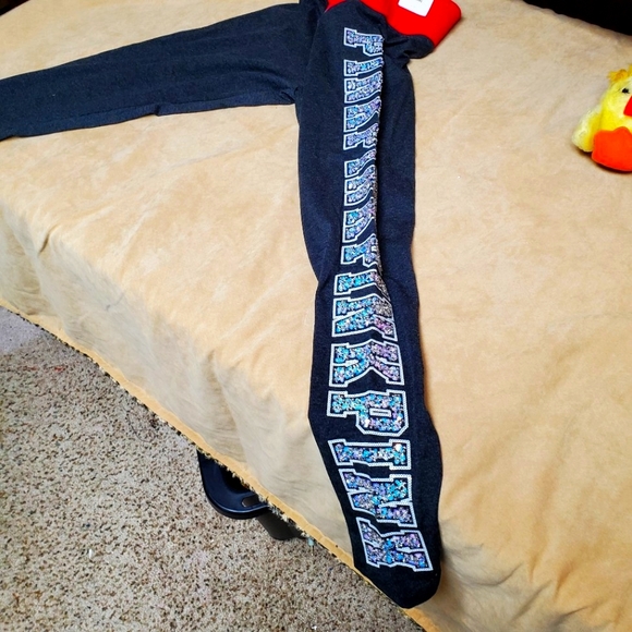 Pink Victoria Sercert medium leggings with bling - Picture 2 of 4